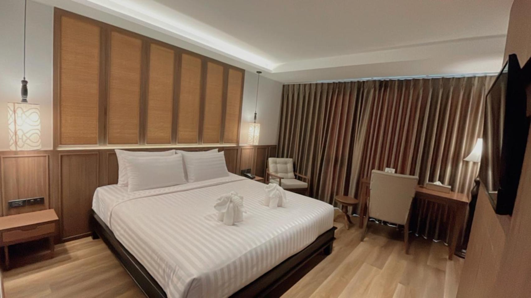 Sareeviengping Hotel Chiangmai เชียงใหม่ ภายนอก รูปภาพ